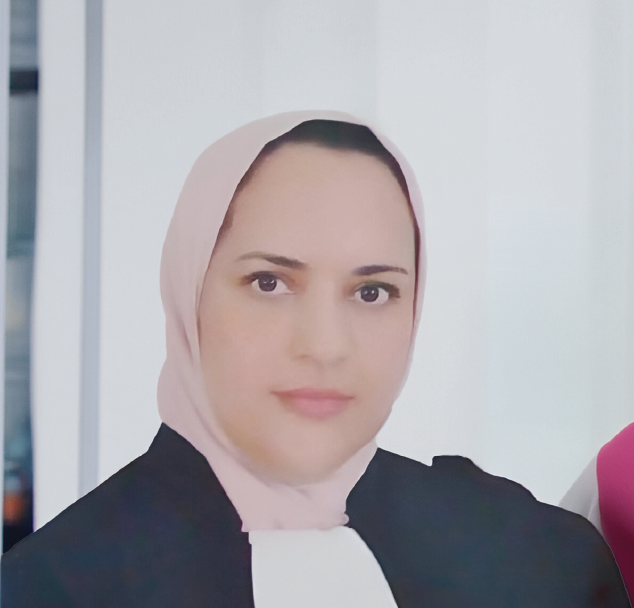 Maître Amina Riad